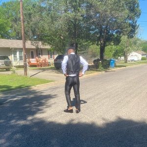 Meet your Posher, Damonte